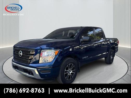 2021 Nissan Titan SV