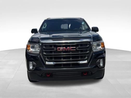 Onyx Black 2022 GMC Canyon AT4