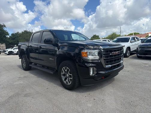 Onyx Black 2022 GMC Canyon AT4