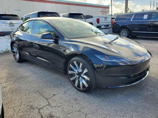 2025 Tesla Model 3 Long Range