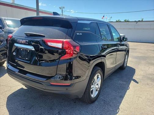2022 GMC Terrain SLE