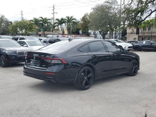 2025 Honda Accord Hybrid Sport-L