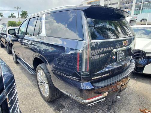 Galactic Gray Metallic 2025 Cadillac Escalade Premium Luxury