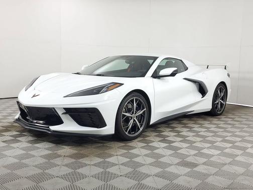 Arctic White 2023 Chevrolet Corvette Stingray w/3LT
