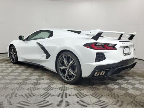 Arctic White 2023 Chevrolet Corvette Stingray w/3LT