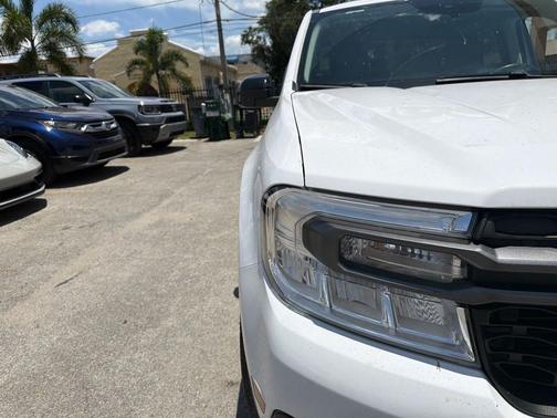 OXFORD WHITE 2024 Ford Maverick XLT
