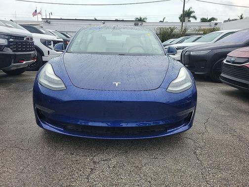 2019 Tesla Model 3 Long Range