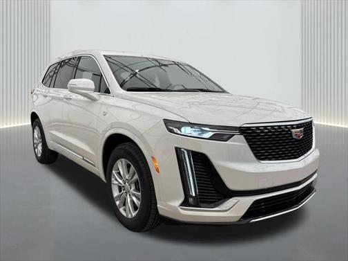 2025 Cadillac XT6 Luxury FWD
