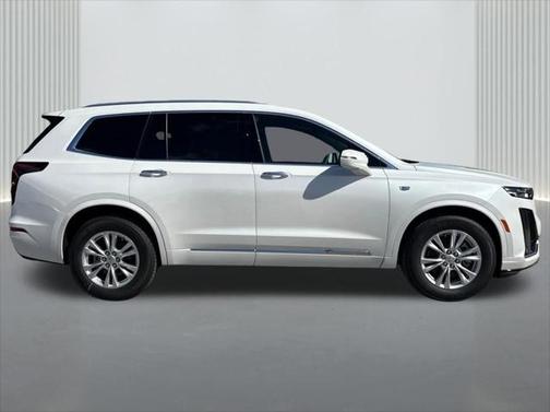 2025 Cadillac XT6 Luxury FWD