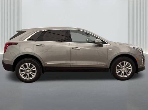 2025 Cadillac XT5 Luxury