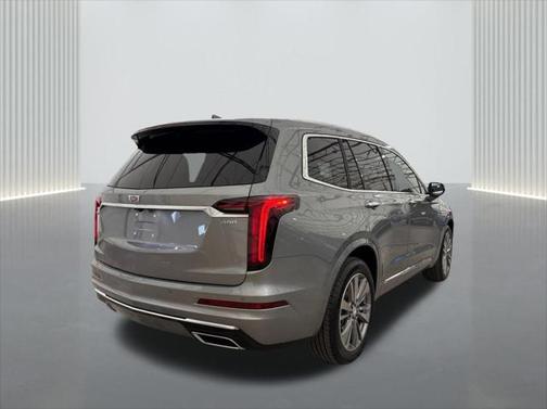 2025 Cadillac XT6 Premium Luxury FWD