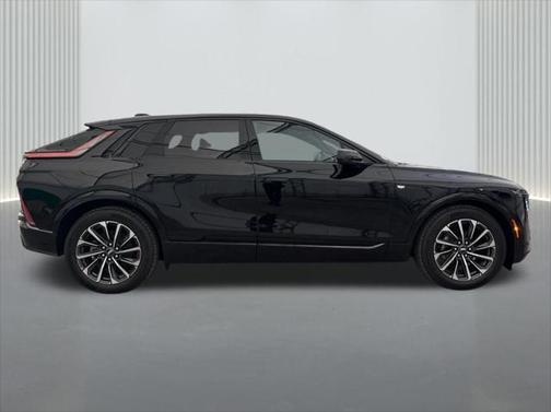 2025 Cadillac LYRIQ Sport w/1SJ