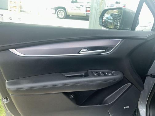 2020 Cadillac XT5 Luxury