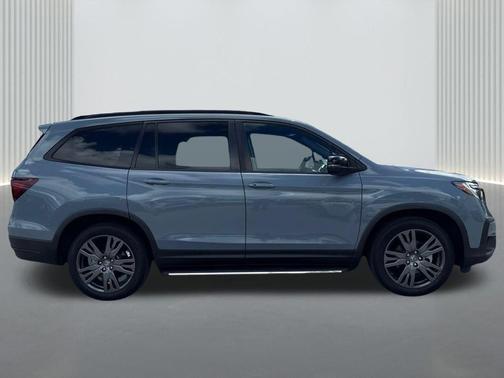 2022 Honda Pilot 2WD Sport