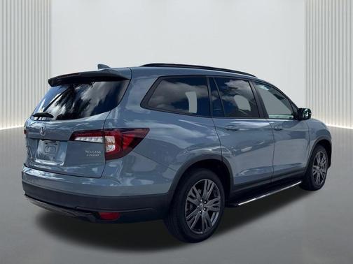 2022 Honda Pilot 2WD Sport