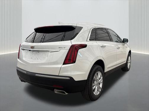 2025 Cadillac XT5 Luxury