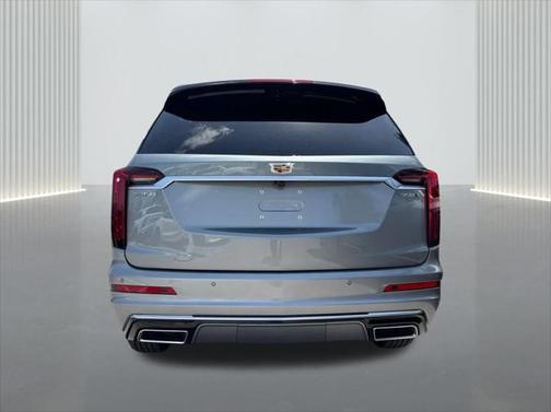 2025 Cadillac XT6 Luxury FWD
