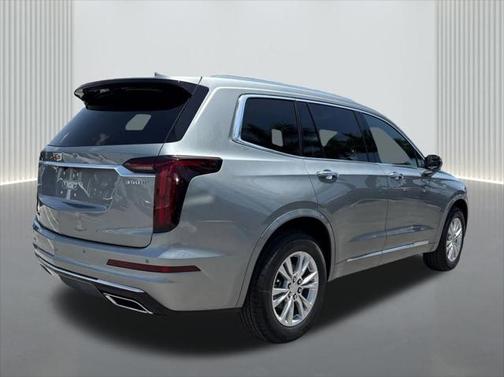 2025 Cadillac XT6 Luxury FWD