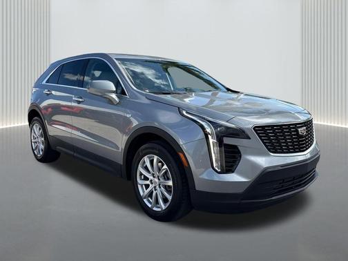 2023 Cadillac XT4 Luxury