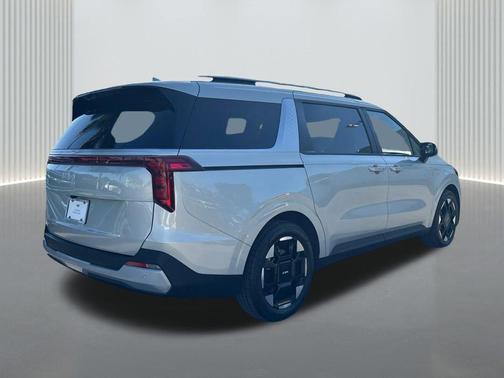 2025 Kia Carnival EX