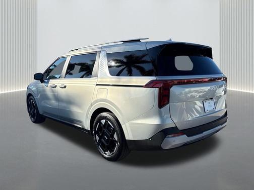 2025 Kia Carnival EX