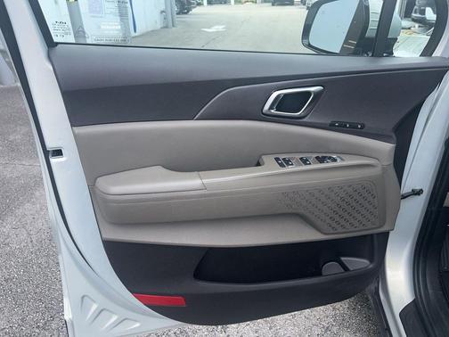 2025 Kia Carnival EX