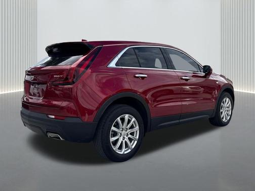 2023 Cadillac XT4 Luxury