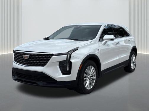2024 Cadillac XT4 Luxury