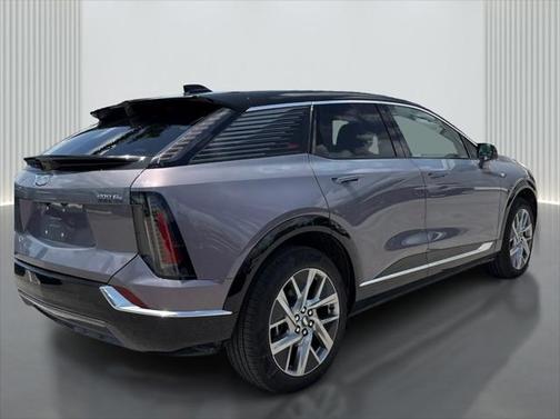 2025 Cadillac OPTIQ Luxury 1 AWD