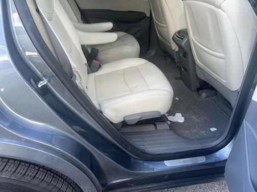 2021 Cadillac XT6 Premium Luxury FWD