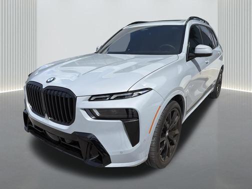 Brooklyn Grey Metallic 2025 BMW X7 xDrive40i