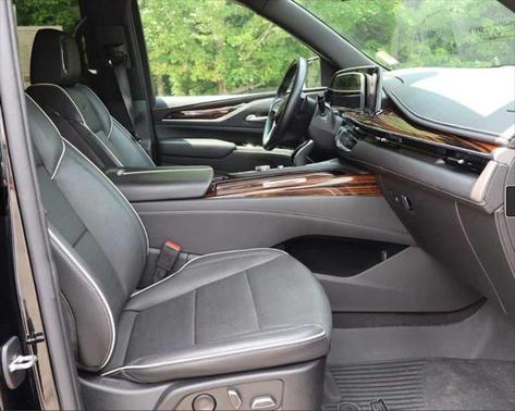 2023 Cadillac Escalade ESV Premium Luxury