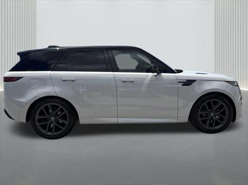2024 Land Rover Range Rover Sport SE