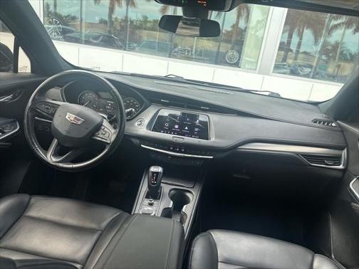 2019 Cadillac XT4 Premium Luxury