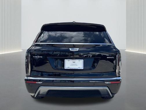 Stellar Black Metallic 2026 Cadillac VISTIQ Luxury