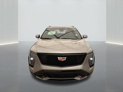 2025 Cadillac XT4 Sport