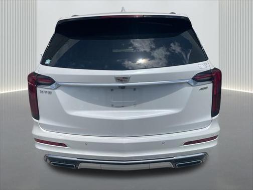 2022 Cadillac XT6 Premium Luxury FWD