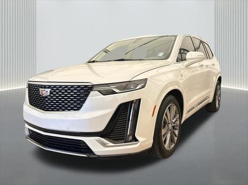 2022 Cadillac XT6 Premium Luxury FWD