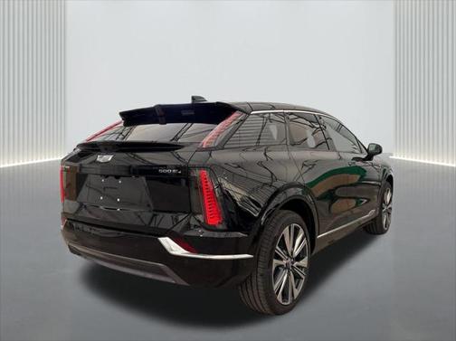 2025 Cadillac OPTIQ Luxury