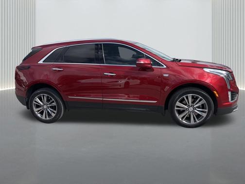 Infrared Tintcoat 2021 Cadillac XT5 Premium Luxury