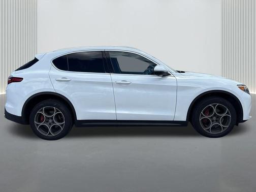 2019 Alfa Romeo Stelvio Ti