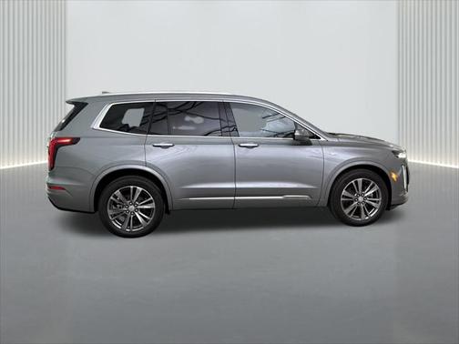 2025 Cadillac XT6 Premium Luxury FWD