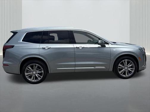2025 Cadillac XT6 Premium Luxury FWD