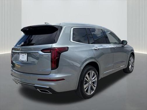 2025 Cadillac XT6 Premium Luxury FWD
