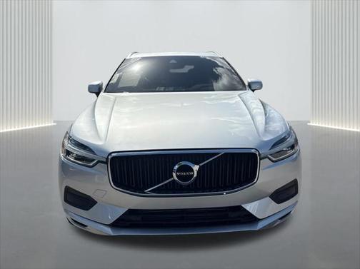 2019 Volvo XC60 T5 Momentum