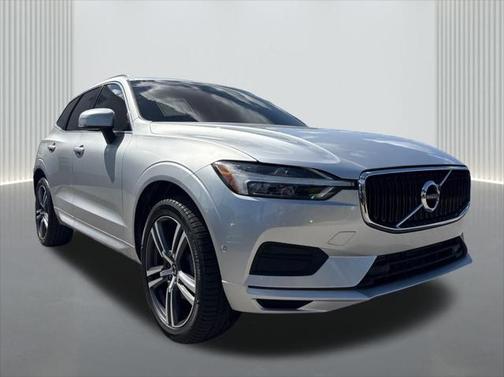 2019 Volvo XC60 T5 Momentum