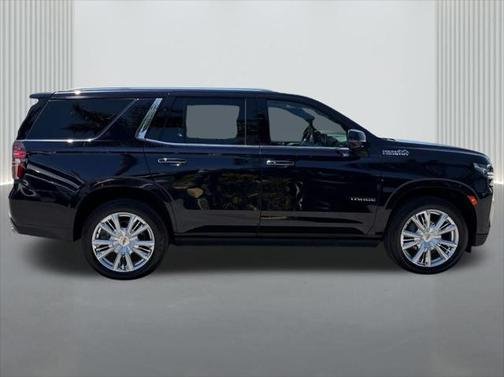 2022 Chevrolet Tahoe 4WD High Country