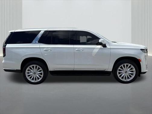 2022 Cadillac Escalade Luxury