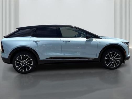 2025 Cadillac OPTIQ Sport 1 AWD