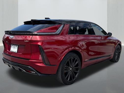 2026 Cadillac LYRIQ V Premium
